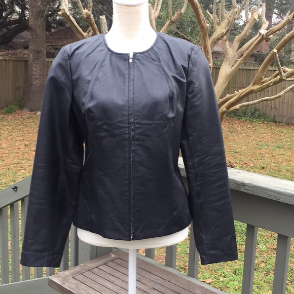 Like New Leather - Picture 2 of 10